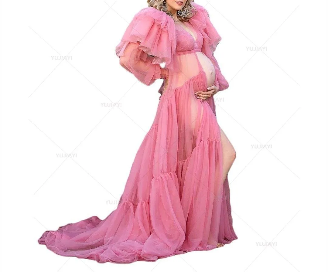 Chic Tulle Tranquility Maternity Robe: Ruffled Elegance with Layered Skirts