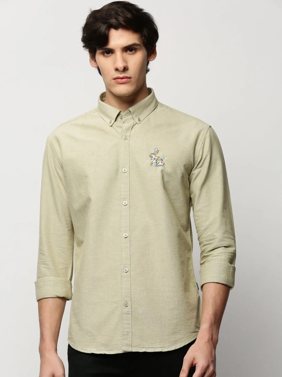 Men Green Solid Casual Shirts