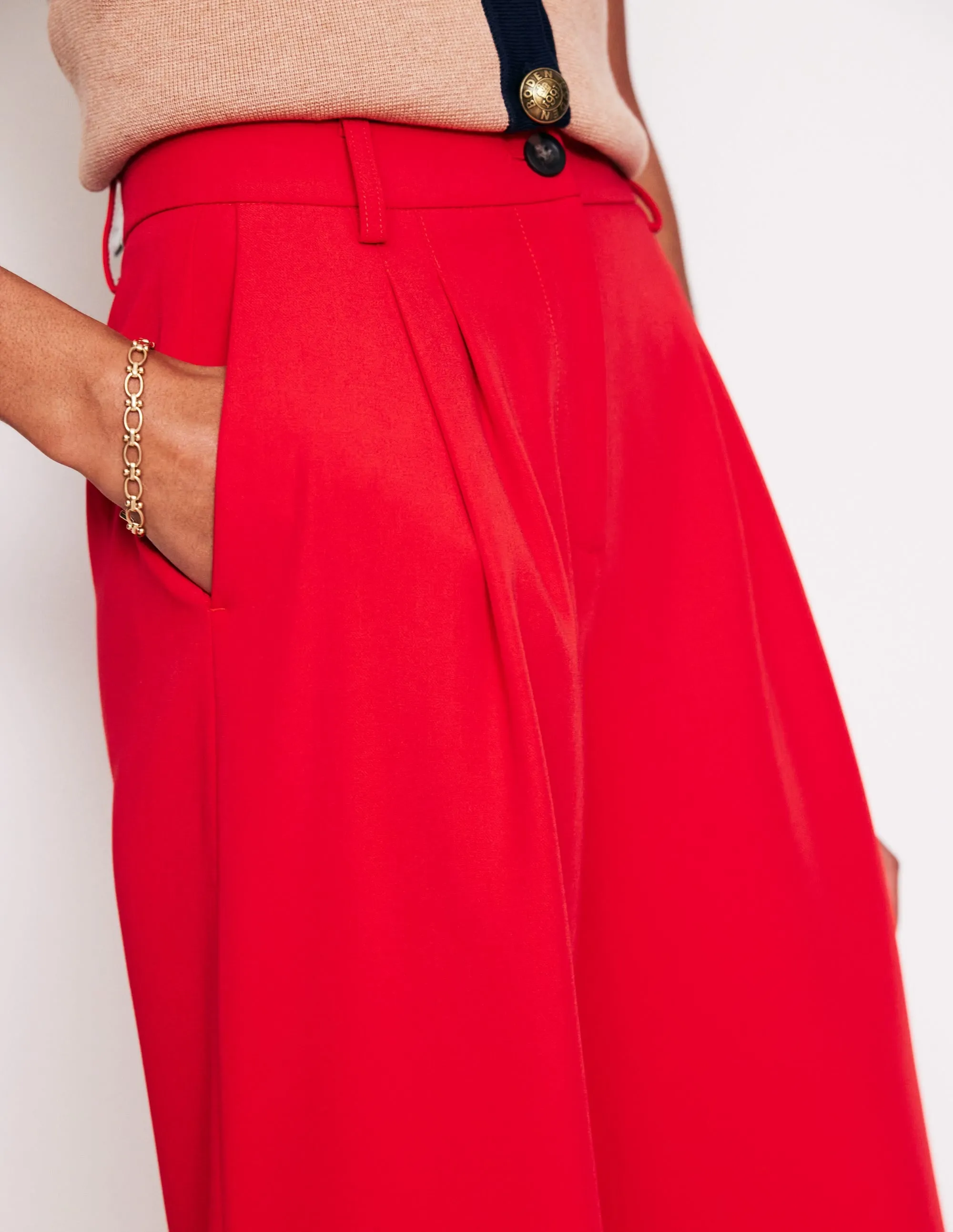 Tailored Cropped Trousers-Red