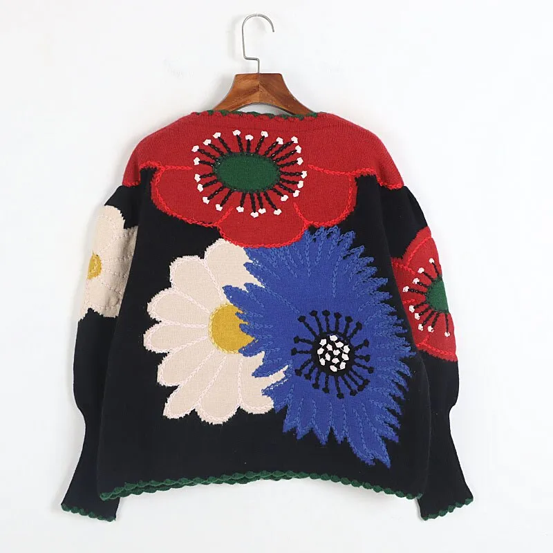 Vintage Contrast Flower Embroidery Knitted Cardigan